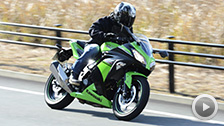 $B?77?(BNinja250