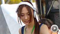 美人DJがドリフトとコラボ